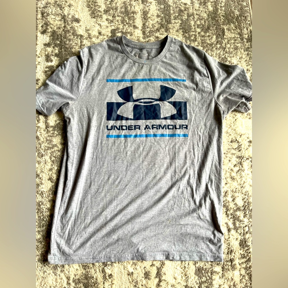 Men’s t shirt